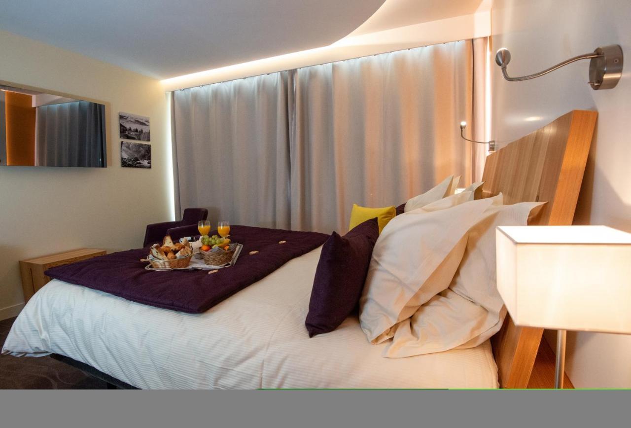 Hotel Les Vallees Labellemontagne Ла-Бресс Экстерьер фото